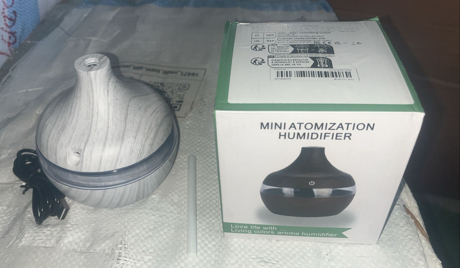 Mini Wooden Vase Pot Diffuser Cool Mist Atomization Humidifier (1 Pc) Mini Wooden Vase Pot Diffuser Cool Mist Atomization Humidifier (1 Pc)